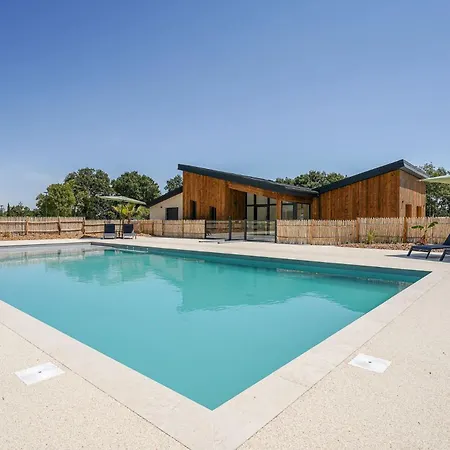 26 - Golf Et Piscine - 2 Personnes